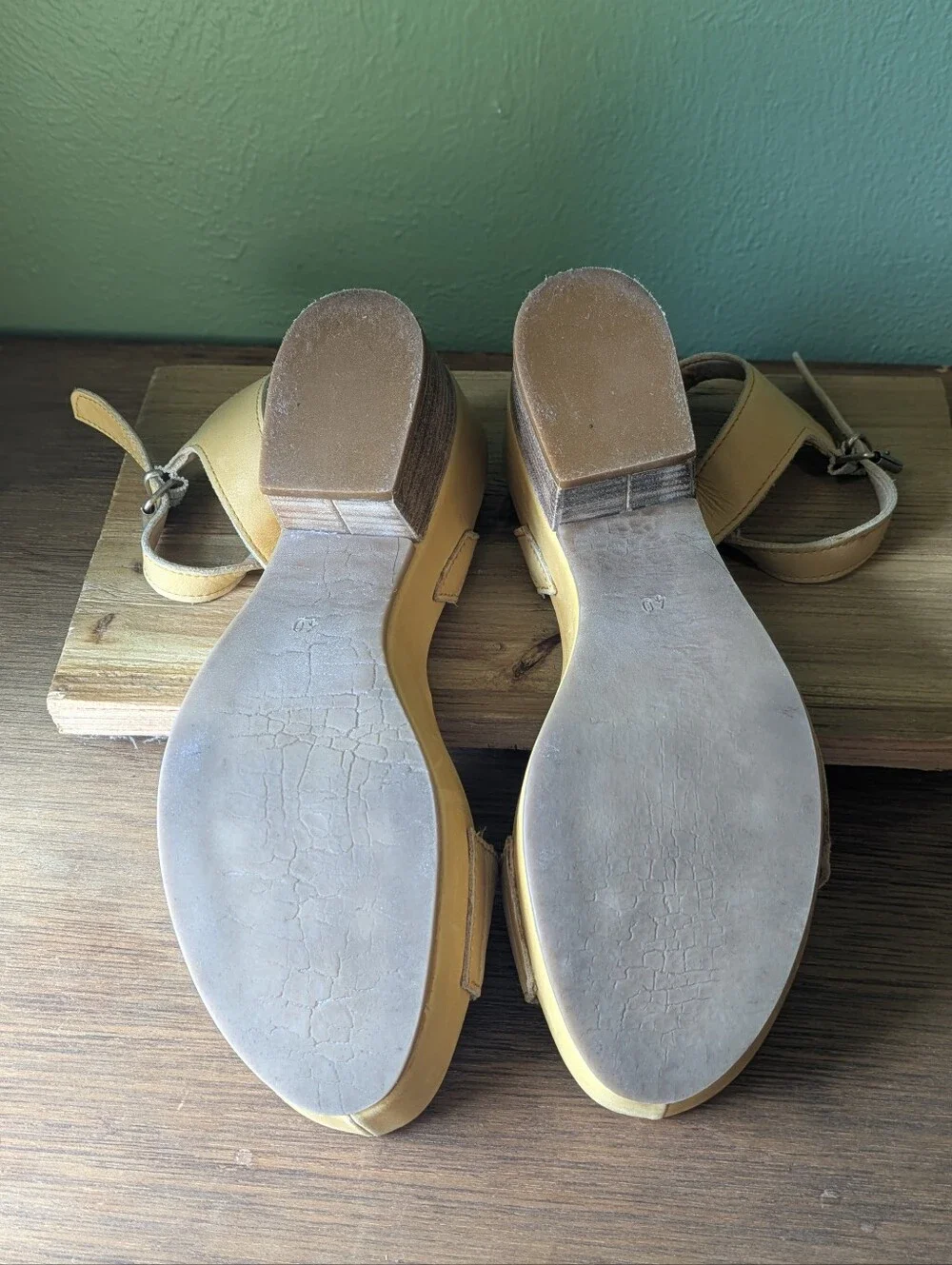 Khrio Buttery Yellow Italian Leather Platform Sandals Size 40